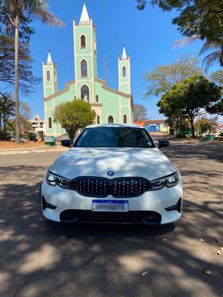 BMW 320i 2.0 16V TURBO GASOLINA SPORT GP AUTOMÁTICO